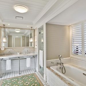 Apartmá typu deluxe s manželskou postelí velikosti king